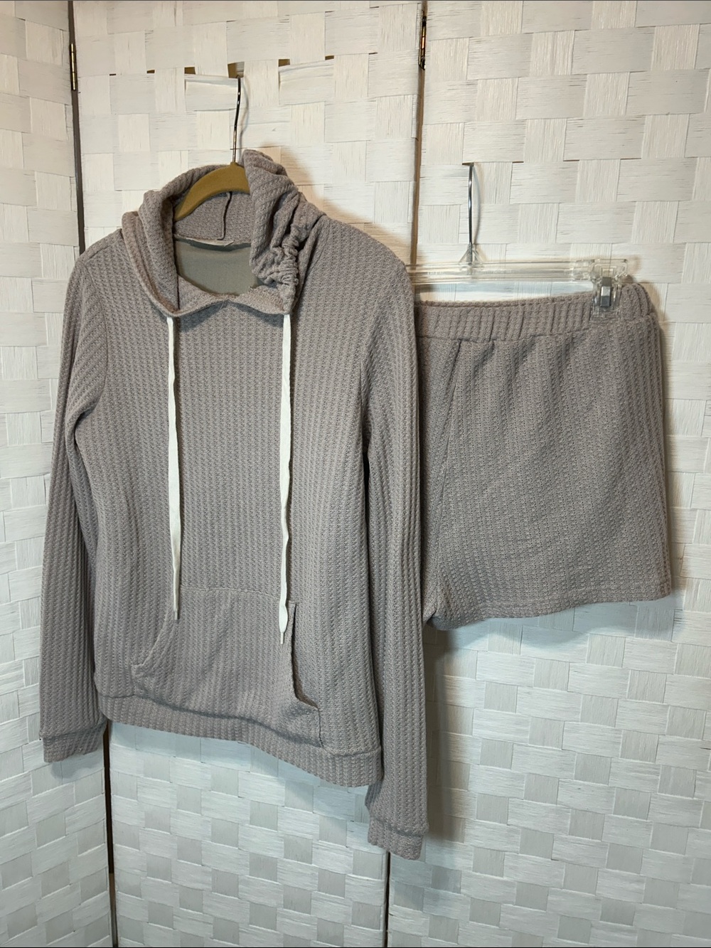 Cozy Waffle-Knit Hoodie & Shorts Set - Taupe